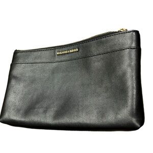 Michael Kors travel bag/pouch crossbody gold hardware travel classic